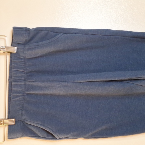 2 pairs of girls sweatpants - Picture 2 of 10